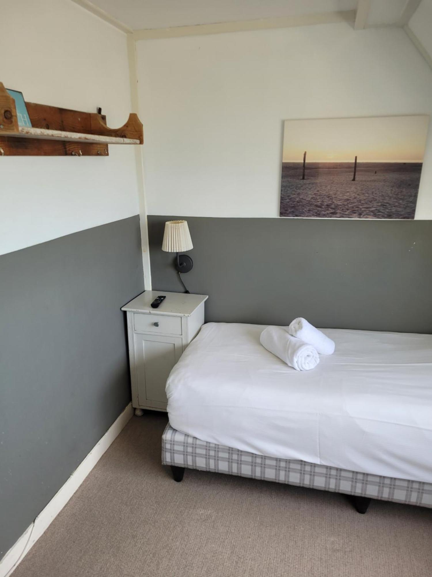 Strandhotel Terschelling B&B Formerum Extérieur photo